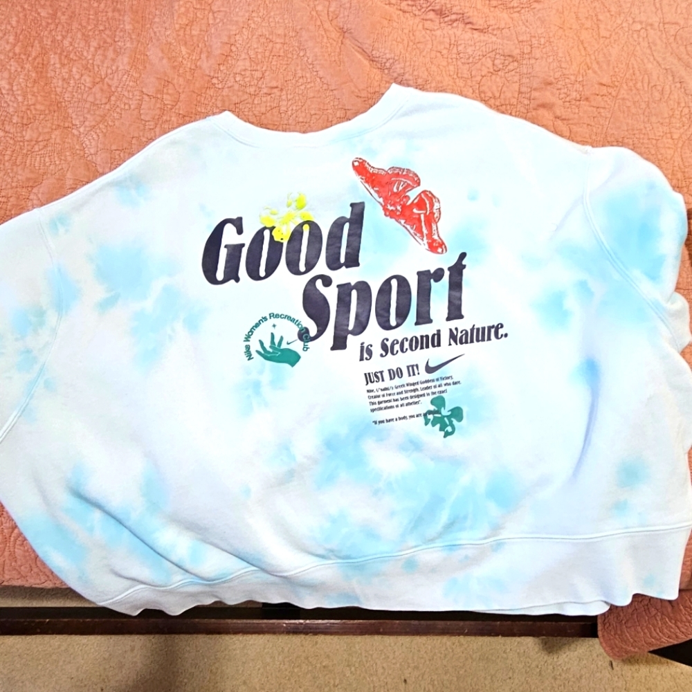 Nike cropped tie-dyed sweatshirt sz 3x - Picture 4 of 9